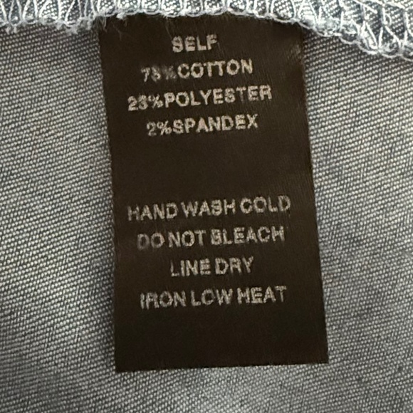 Super CUTE Like NEW GB Chambray Skort Romper Sz M - Picture 10 of 10